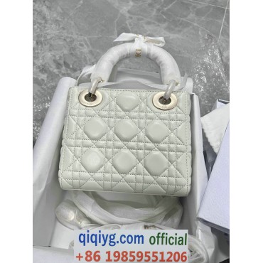 qiqiyg.com Whatsapp:+8619859551206 Betrodd leverantör Q866 2026 REA Modegrossist av högsta kvalitet: Handväskor, kläder och skor till bästa pris