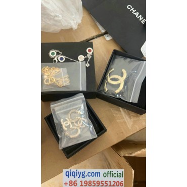 qiqiyg.com Whatsapp:+8619859551206 Betrodd leverantör Q875 2026 REA Modegrossist av högsta kvalitet: Handväskor, kläder och skor till bästa pris