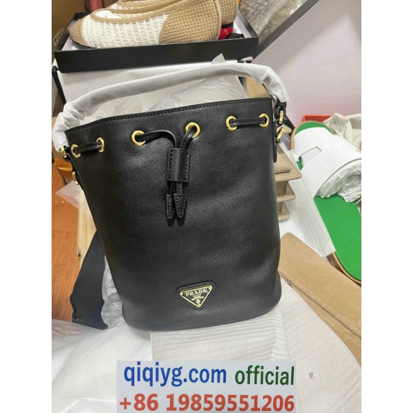 qiqiyg.com Whatsapp:+8619859551206 Betrodd leverantör Q883 2026 REA Modegrossist av högsta kvalitet: Handväskor, kläder och skor till bästa pris