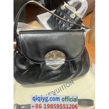 qiqiyg.com Whatsapp:+8619859551206 Betrodd leverantör Q884 2026 REA Modegrossist av högsta kvalitet: Handväskor, kläder och skor till bästa pris