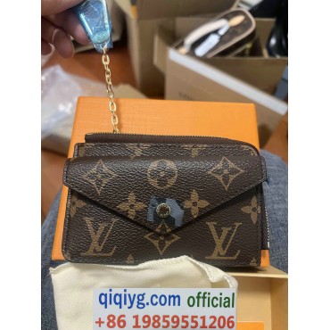 qiqiyg.com Whatsapp:+8619859551206 Betrodd leverantör Q892 2026 REA Modegrossist av högsta kvalitet: Handväskor, kläder och skor till bästa pris