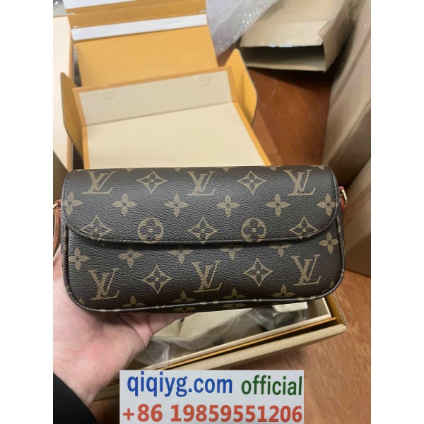 qiqiyg.com Whatsapp:+8619859551206 Betrodd leverantör Q897 2026 REA Modegrossist av högsta kvalitet: Handväskor, kläder och skor till bästa pris