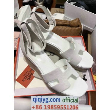 qiqiyg.com Whatsapp:+8619859551206 Betrodd leverantör Q906 2026 REA Modegrossist av högsta kvalitet: Handväskor, kläder och skor till bästa pris