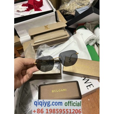 qiqiyg.com Whatsapp:+8619859551206 Betrodd leverantör Q912 2026 REA Modegrossist av högsta kvalitet: Handväskor, kläder och skor till bästa pris