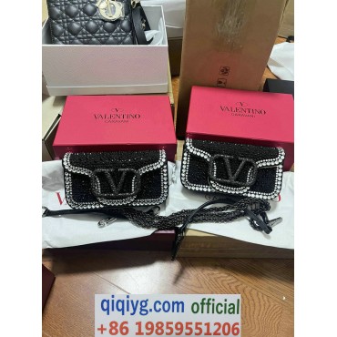 qiqiyg.com Whatsapp:+8619859551206 Betrodd leverantör Q913 2026 REA Modegrossist av högsta kvalitet: Handväskor, kläder och skor till bästa pris