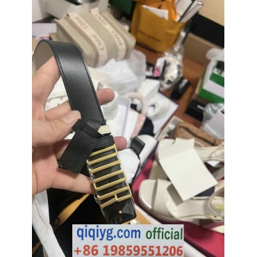 qiqiyg.com Whatsapp:+8619859551206 Betrodd leverantör Q930 2026 REA Modegrossist av högsta kvalitet: Handväskor, kläder och skor till bästa pris