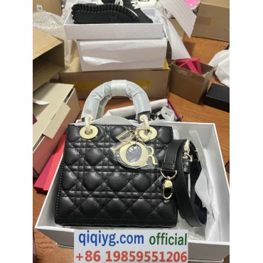 qiqiyg.com Whatsapp:+8619859551206 Betrodd leverantör Q933 2026 REA Modegrossist av högsta kvalitet: Handväskor, kläder och skor till bästa pris