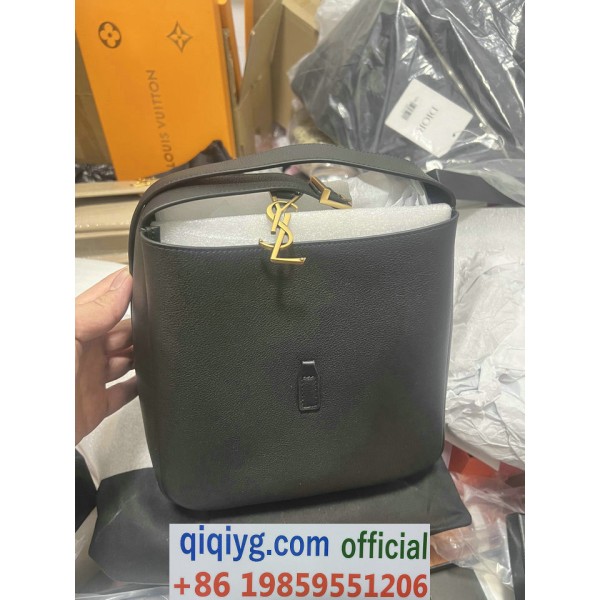 qiqiyg.com Whatsapp:+8619859551206 Betrodd leverantör Q962 2026 REA Modegrossist av högsta kvalitet: Handväskor, kläder och skor till bästa pris