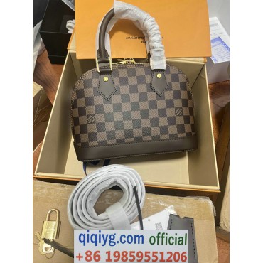 qiqiyg.com Whatsapp:+8619859551206 Betrodd leverantör Q965 2026 REA Modegrossist av högsta kvalitet: Handväskor, kläder och skor till bästa pris