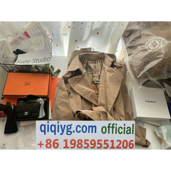 qiqiyg.com Whatsapp:+8619859551206 Betrodd leverantör Q981 2026 REA Modegrossist av högsta kvalitet: Handväskor, kläder och skor till bästa pris