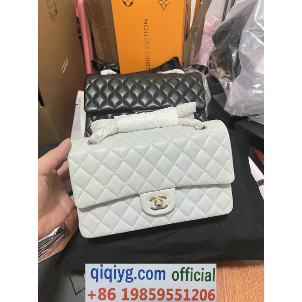 qiqiyg.com Whatsapp:+8619859551206 Betrodd leverantör Q987 2026 REA Modegrossist av högsta kvalitet: Handväskor, kläder och skor till bästa pris