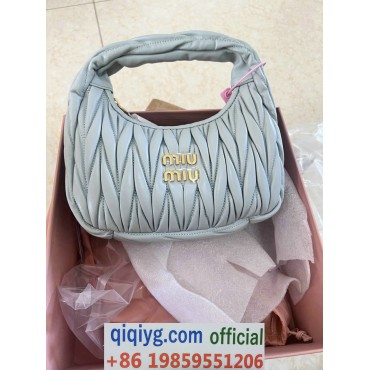 qiqiyg.com Whatsapp:+8619859551206 Betrodd leverantör Q989 2026 REA Modegrossist av högsta kvalitet: Handväskor, kläder och skor till bästa pris