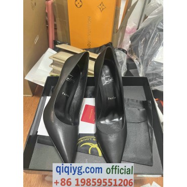 qiqiyg.com Whatsapp:+8619859551206 Betrodd leverantör Q18 2026 REA Modegrossist av högsta kvalitet: Handväskor, kläder och skor till bästa pris