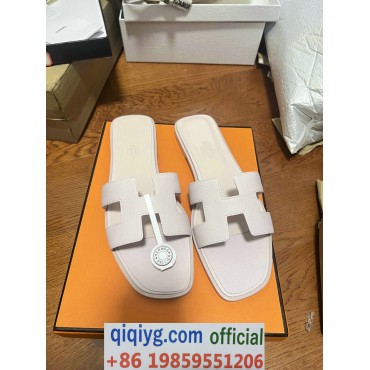 qiqiyg.com Whatsapp:+8619859551206 Betrodd leverantör Q41 2026 REA Modegrossist av högsta kvalitet: Handväskor, kläder och skor till bästa pris