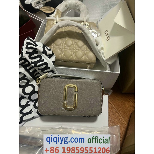 qiqiyg.com Whatsapp:+8619859551206 Betrodd leverantör Q47 2026 REA Modegrossist av högsta kvalitet: Handväskor, kläder och skor till bästa pris