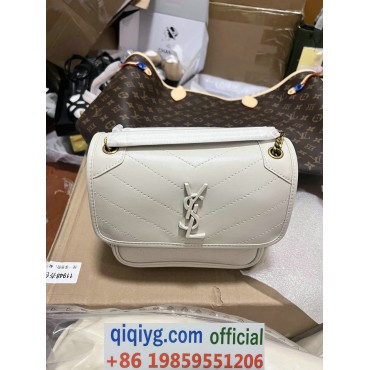 qiqiyg.com Whatsapp:+8619859551206 Betrodd leverantör Q48 2026 REA Modegrossist av högsta kvalitet: Handväskor, kläder och skor till bästa pris