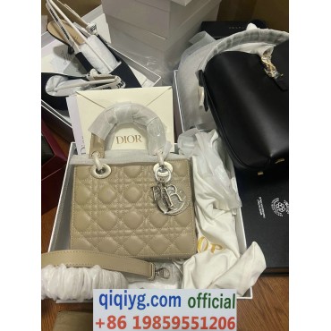 qiqiyg.com Whatsapp:+8619859551206 Betrodd leverantör Q62 2026 REA Modegrossist av högsta kvalitet: Handväskor, kläder och skor till bästa pris