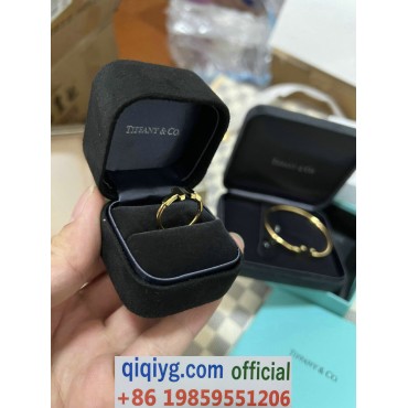 qiqiyg.com Whatsapp:+8619859551206 Betrodd leverantör Q64 2026 REA Modegrossist av högsta kvalitet: Handväskor, kläder och skor till bästa pris