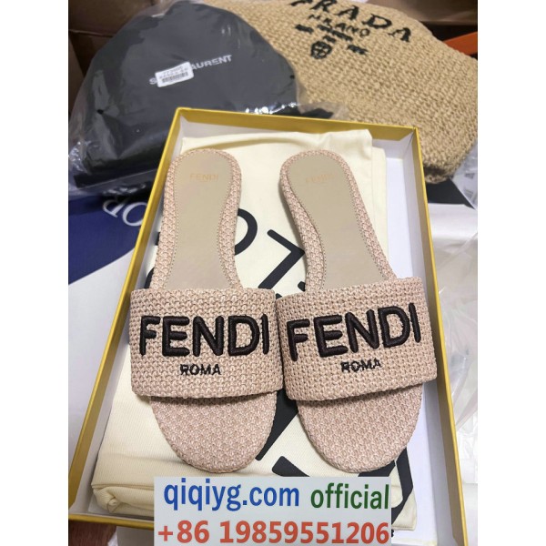 qiqiyg.com Whatsapp:+8619859551206 Betrodd leverantör Q65 2026 REA Modegrossist av högsta kvalitet: Handväskor, kläder och skor till bästa pris