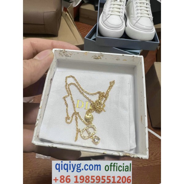 qiqiyg.com Whatsapp:+8619859551206 Betrodd leverantör Q66 2026 REA Modegrossist av högsta kvalitet: Handväskor, kläder och skor till bästa pris