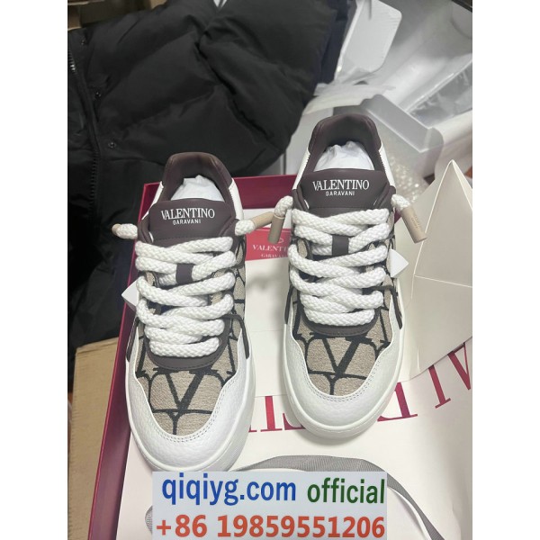 qiqiyg.com Whatsapp:+8619859551206 Betrodd leverantör Q73 2026 REA Modegrossist av högsta kvalitet: Handväskor, kläder och skor till bästa pris