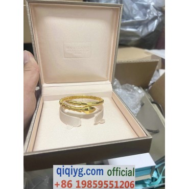 qiqiyg.com Whatsapp:+8619859551206 Betrodd leverantör Q84 2026 REA Modegrossist av högsta kvalitet: Handväskor, kläder och skor till bästa pris