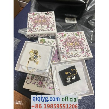 qiqiyg.com Whatsapp:+8619859551206 Betrodd leverantör Q85 2026 REA Modegrossist av högsta kvalitet: Handväskor, kläder och skor till bästa pris