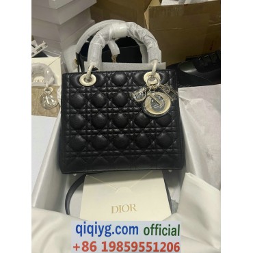 qiqiyg.com Whatsapp:+8619859551206 Betrodd leverantör Q97 2026 REA Modegrossist av högsta kvalitet: Handväskor, kläder och skor till bästa pris