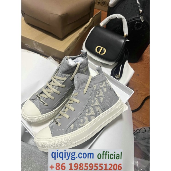 qiqiyg.com Whatsapp:+8619859551206 Betrodd leverantör Q101 2026 REA Modegrossist av högsta kvalitet: Handväskor, kläder och skor till bästa pris