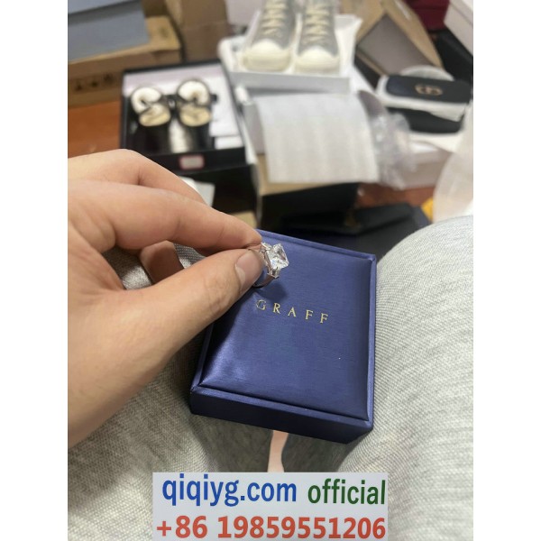 qiqiyg.com Whatsapp:+8619859551206 Betrodd leverantör Q126 2026 REA Modegrossist av högsta kvalitet: Handväskor, kläder och skor till bästa pris