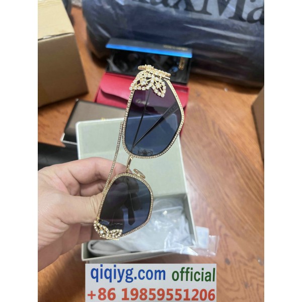 qiqiyg.com Whatsapp:+8619859551206 Betrodd leverantör Q129 2026 REA Modegrossist av högsta kvalitet: Handväskor, kläder och skor till bästa pris