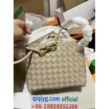 qiqiyg.com Whatsapp:+8619859551206 Betrodd leverantör Q130 2026 REA Modegrossist av högsta kvalitet: Handväskor, kläder och skor till bästa pris