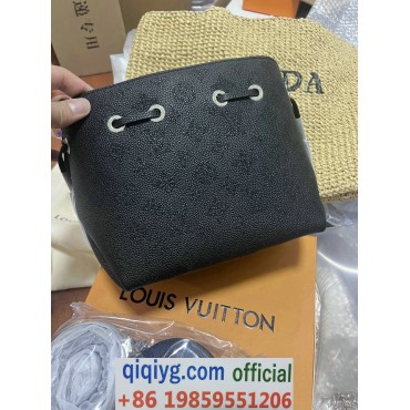 qiqiyg.com Whatsapp:+8619859551206 Betrodd leverantör Q180 2026 REA Modegrossist av högsta kvalitet: Handväskor, kläder och skor till bästa pris