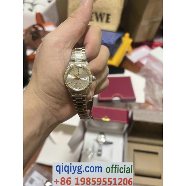 qiqiyg.com Whatsapp:+8619859551206 Betrodd leverantör Q200 2026 REA Modegrossist av högsta kvalitet: Handväskor, kläder och skor till bästa pris