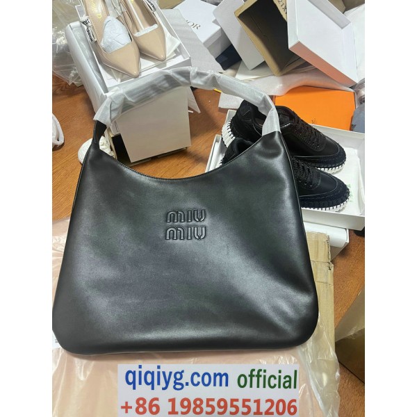 qiqiyg.com Whatsapp:+8619859551206 Betrodd leverantör Q216 2026 REA Modegrossist av högsta kvalitet: Handväskor, kläder och skor till bästa pris