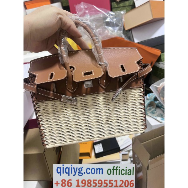 qiqiyg.com Whatsapp:+8619859551206 Betrodd leverantör Q293 2026 REA Modegrossist av högsta kvalitet: Handväskor, kläder och skor till bästa pris