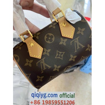 qiqiyg.com Whatsapp:+8619859551206 Betrodd leverantör Q300 2026 REA Modegrossist av högsta kvalitet: Handväskor, kläder och skor till bästa pris