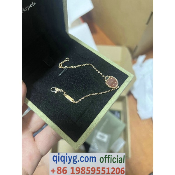 qiqiyg.com Whatsapp:+8619859551206 Betrodd leverantör Q303 2026 REA Modegrossist av högsta kvalitet: Handväskor, kläder och skor till bästa pris