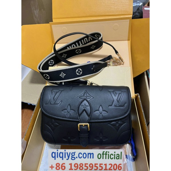 qiqiyg.com Whatsapp:+8619859551206 Betrodd leverantör Q305 2026 REA Modegrossist av högsta kvalitet: Handväskor, kläder och skor till bästa pris