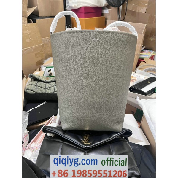 qiqiyg.com Whatsapp:+8619859551206 Betrodd leverantör Q319 2026 REA Modegrossist av högsta kvalitet: Handväskor, kläder och skor till bästa pris