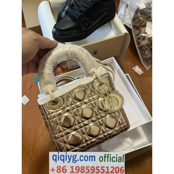 qiqiyg.com Whatsapp:+8619859551206 Betrodd leverantör Q345 2026 REA Modegrossist av högsta kvalitet: Handväskor, kläder och skor till bästa pris