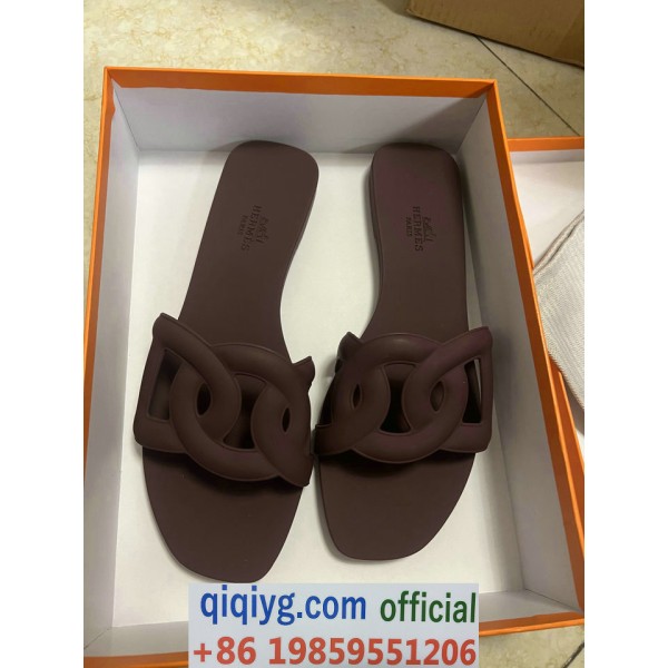 qiqiyg.com Whatsapp:+8619859551206 Betrodd leverantör Q352 2026 REA Modegrossist av högsta kvalitet: Handväskor, kläder och skor till bästa pris