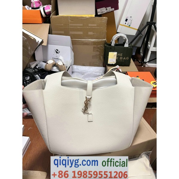 qiqiyg.com Whatsapp:+8619859551206 Betrodd leverantör Q353 2026 REA Modegrossist av högsta kvalitet: Handväskor, kläder och skor till bästa pris