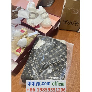 qiqiyg.com Whatsapp:+8619859551206 Betrodd leverantör Q390 2026 REA Modegrossist av högsta kvalitet: Handväskor, kläder och skor till bästa pris