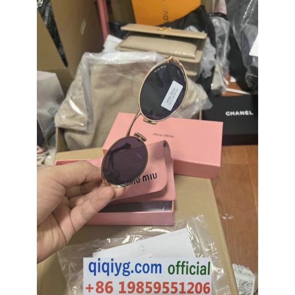 qiqiyg.com Whatsapp:+8619859551206 Betrodd leverantör Q440 2026 REA Modegrossist av högsta kvalitet: Handväskor, kläder och skor till bästa pris