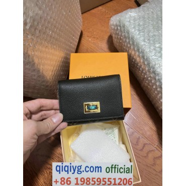 qiqiyg.com Whatsapp:+8619859551206 Betrodd leverantör Q444 2026 REA Modegrossist av högsta kvalitet: Handväskor, kläder och skor till bästa pris