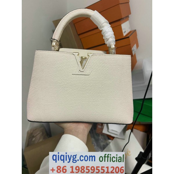 qiqiyg.com Whatsapp:+8619859551206 Betrodd leverantör Q452 2026 REA Modegrossist av högsta kvalitet: Handväskor, kläder och skor till bästa pris