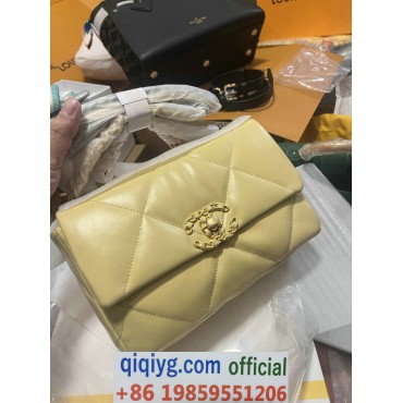 qiqiyg.com Whatsapp:+8619859551206 Betrodd leverantör Q467 2026 REA Modegrossist av högsta kvalitet: Handväskor, kläder och skor till bästa pris