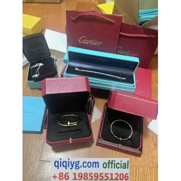 qiqiyg.com Whatsapp:+8619859551206 Betrodd leverantör Q490 2026 REA Modegrossist av högsta kvalitet: Handväskor, kläder och skor till bästa pris