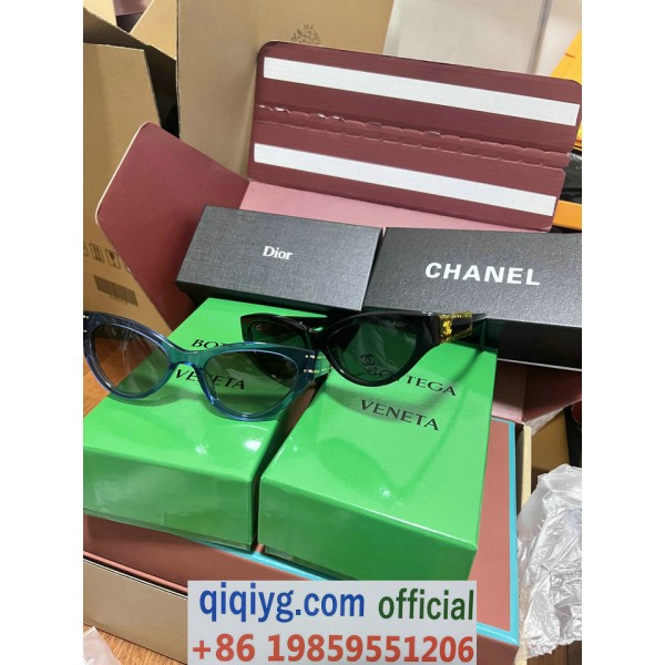 qiqiyg.com Whatsapp:+8619859551206 Betrodd leverantör Q501 2026 REA Modegrossist av högsta kvalitet: Handväskor, kläder och skor till bästa pris